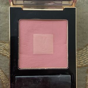 ❣️SOLD❣️YSL Volupté Heart of Light Blush